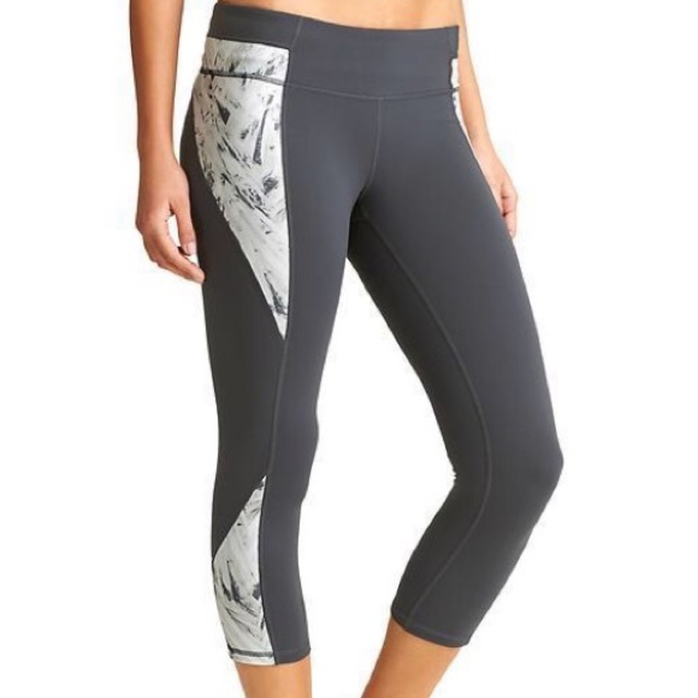 Athleta Glacial Luma Yoga Cropped Women’s Leggings Size Small